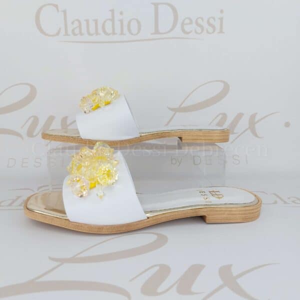Lux by Dessi 725 fehér papucs