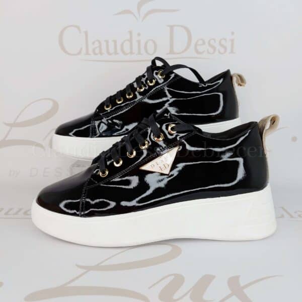 Lux by Dessi w-782 fekete lakk sneaker