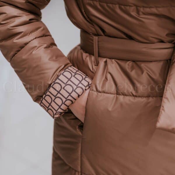 Lux by Dessi 12/A barna monogramos kabát