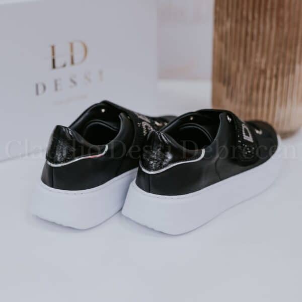 Lux by Dessi Hanza-86 fekete sneaker