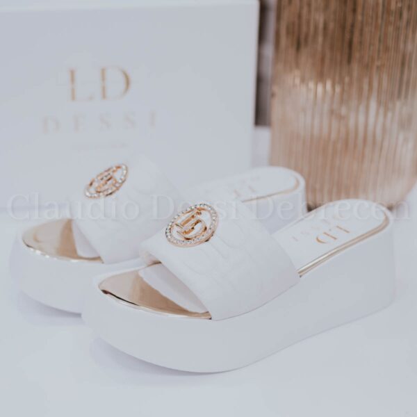 Lux by Dessi 212/LD fehér-arany papucs