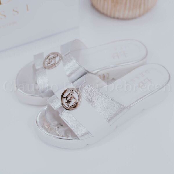 Lux by Dessi 8403 fehér-ezüst papucs