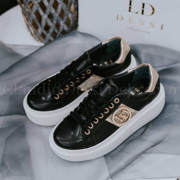 Lux by Dessi Hanza-60 fekete sneaker